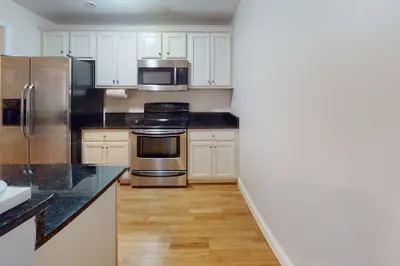 145 Hancock St #205 1
