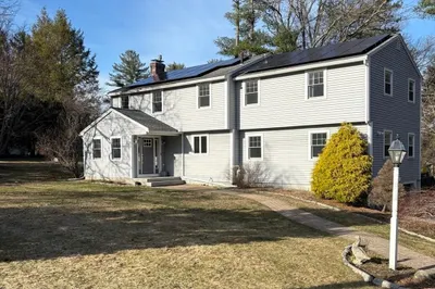 103 Nagog Hill Rd 1