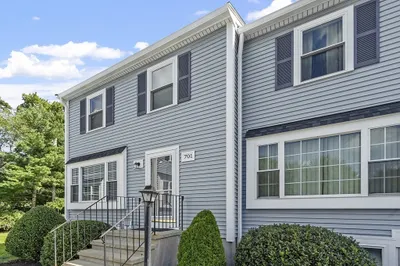 701 Irving Rd #701