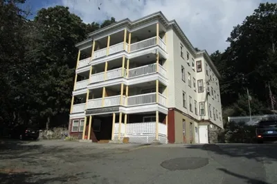 16 Mount Hood Terrace #4 1