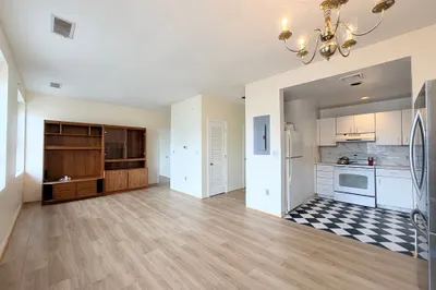 10 Weston Ave #303 1