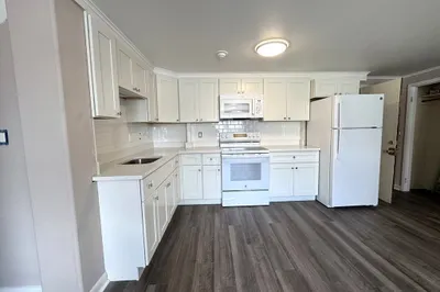 31 Western Ave #15 1