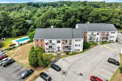 17 Chapel Hill Dr #1 1
