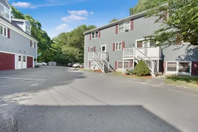 120 Lewin St #22