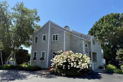 48 Wilson St