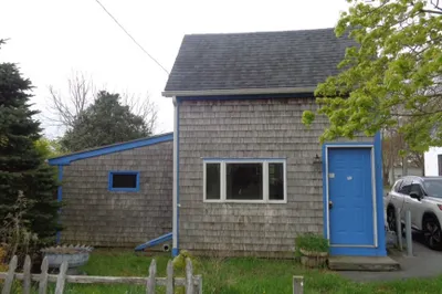 160 Sconticut Neck Rd 1