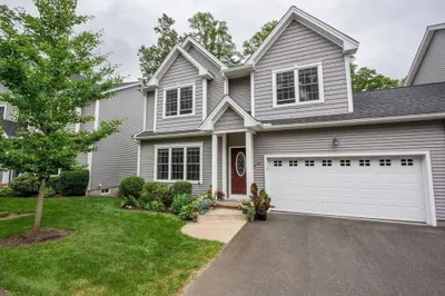 24 Rivercrest Way #24 1