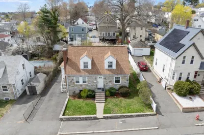 36 Irving St 1