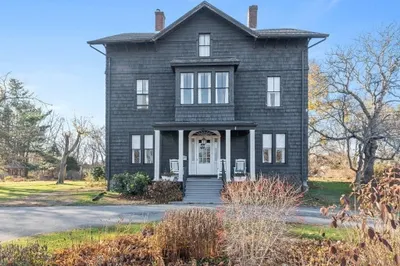 871 Gardners Neck Rd 1
