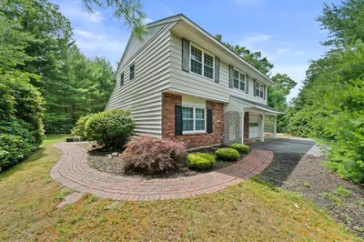 71 Candlewick Close