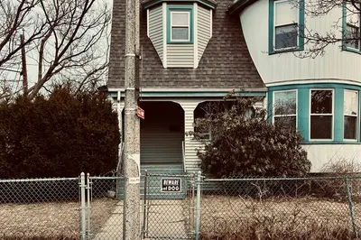 22 Florida St 1