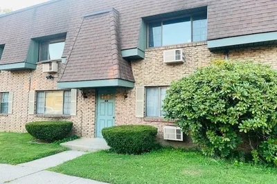 549 Russell Rd #14D