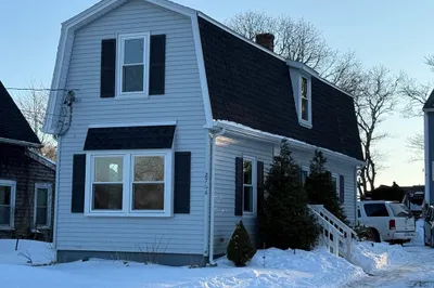 276a Onset Ave