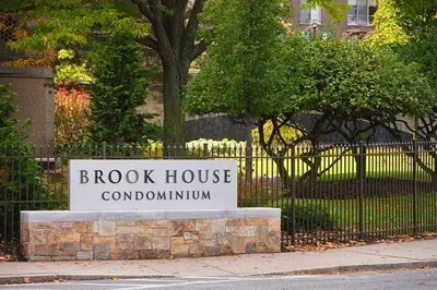 33 Pond Ave #1113