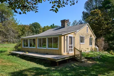 6 Clark Rd