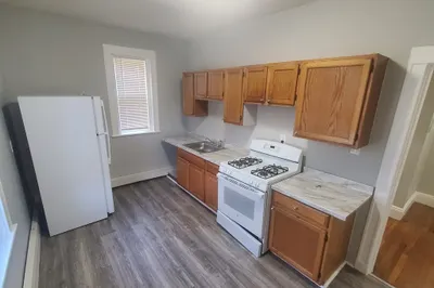 76 Walnut Park #9
