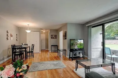 120 Fellsview Ter #121