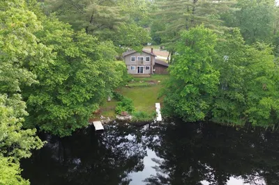 56 Shore Dr