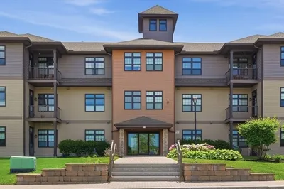 11 Executive Drive #113 1