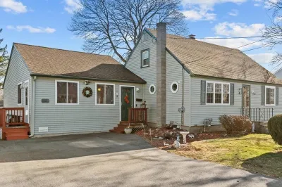 19 Burnham St