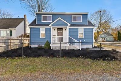 52 Adams St