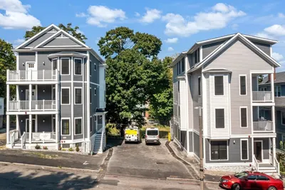 43-49 Georgia St