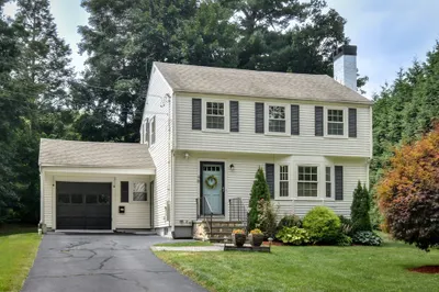48 Edgebrook Rd