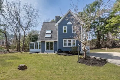 24 Windy Hill Drive 1