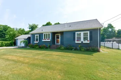 163 Purchase St