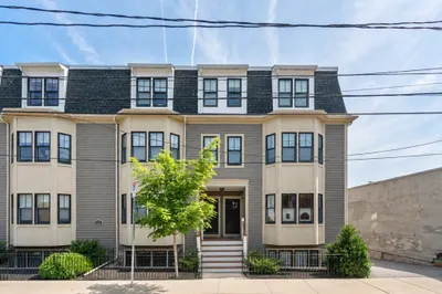 110 Park St #5 1