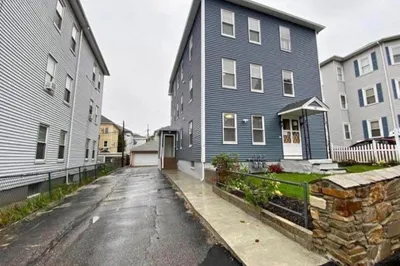 55 Seymour St