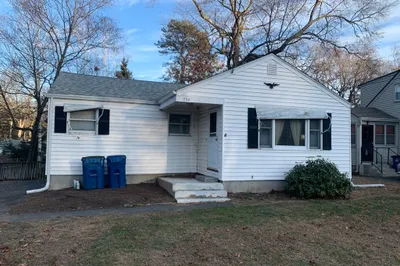 738 Piper Road 1