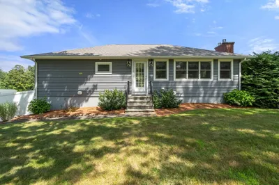 173 Putnam Hill Rd 1