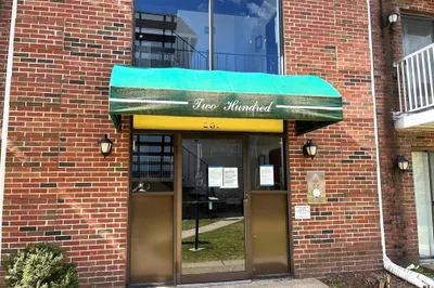 1186 Worcester Rd #220