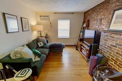 267 Main St #3A 1