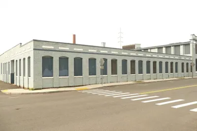16 Commercial St 1