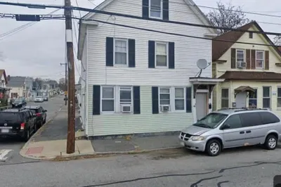 379 Lakeview Ave