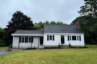 107 Beach St 1
