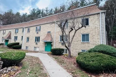300 Swanson Rd #215 1