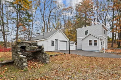 38 Twichell St 1