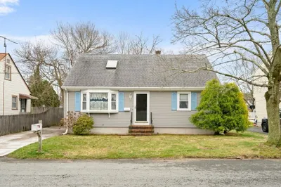 314 Loftus St