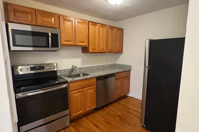 1027 Commonwealth Ave #11 1