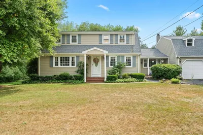 281 Carver Street 1