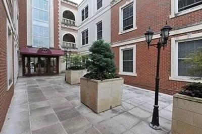 2440 Massachusetts Ave #11