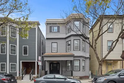 726 East 2nd St #3 1