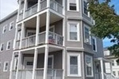 44b Park St #3
