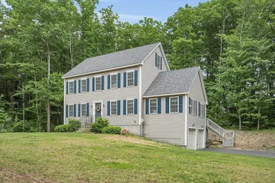 35 Willard Rd