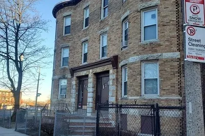 182 Walnut Ave #1
