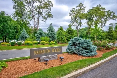 210 Nahanton St #521