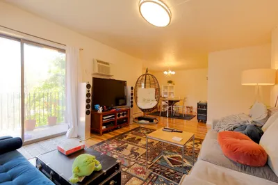 16 Winter St #42C 1